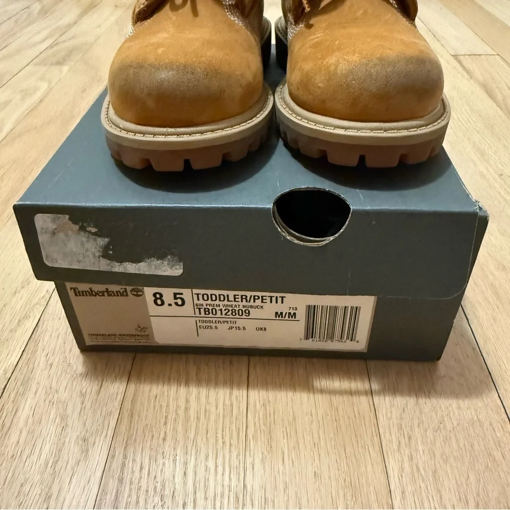 Timberland Toddler Premium 6-inch Waterproof Boots Size 8.5